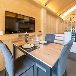 Tiny Bishorn Mit Privatem Whirlpool Vakantiehuis