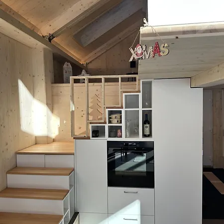 Tiny Sera Mit Privatem Whirlpool Grächen