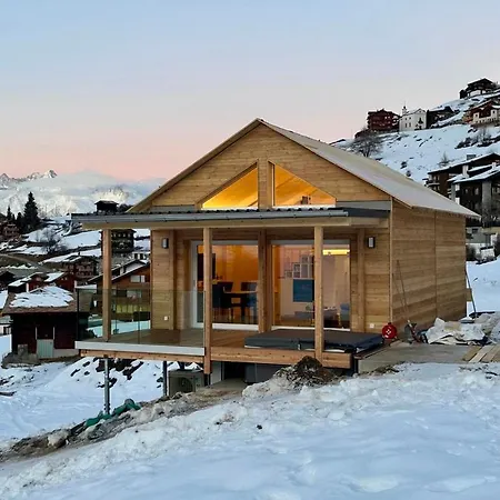 Tiny Bishorn Mit Privatem Whirlpool Casa de Férias *