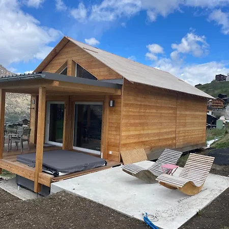 Tiny Sera Mit Privatem Whirlpool Hébergement de vacances Grächen
