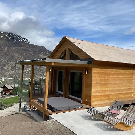 بيت للعطل Tiny Bishorn Mit Privatem Whirlpool غراشن