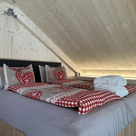 بيت للعطل Tiny Bishorn Mit Privatem Whirlpool *