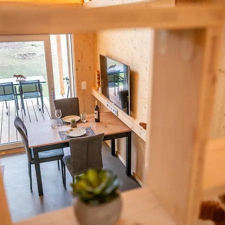 Tiny Bishorn Mit Privatem Whirlpool Holiday home Grachen