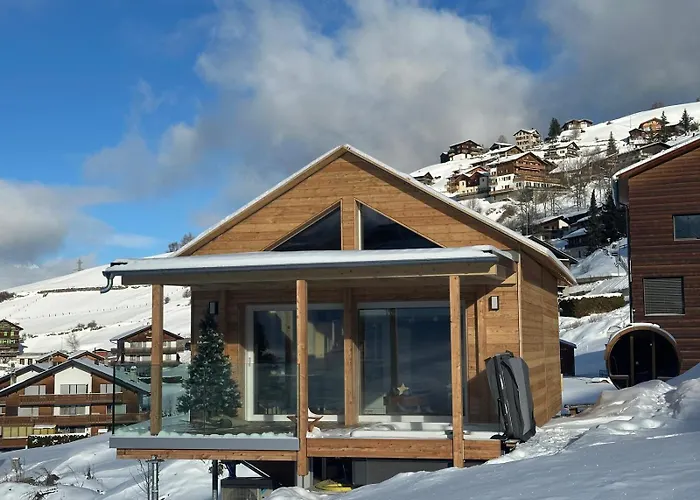 Tiny Bishorn Mit Privatem Whirlpool Σπίτι διακοπών Grächen